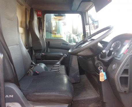 2013 MAN TGL 7.150 Streamline Box with Taillift REF(D828)