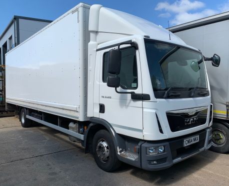 2014 EURO 6, MAN TGL 12.220 BOX WITH TAIL LIFT (REF D848)