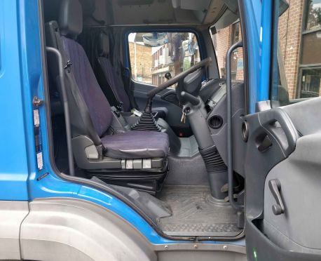 2002 MERCEDES ATEGO SLEEPER 18T BOX MANUAL (REF:D855)