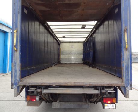 2006 Mercedes 2528 AXOR 6x2 rear steer curtainsider