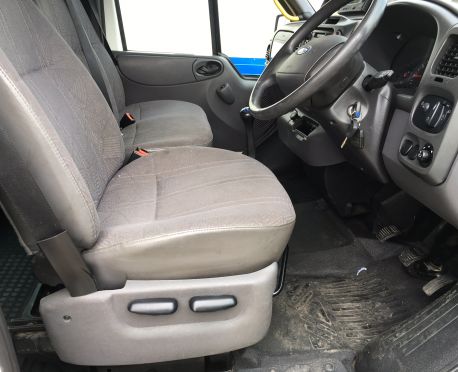 2006 Ford Transit Minibus