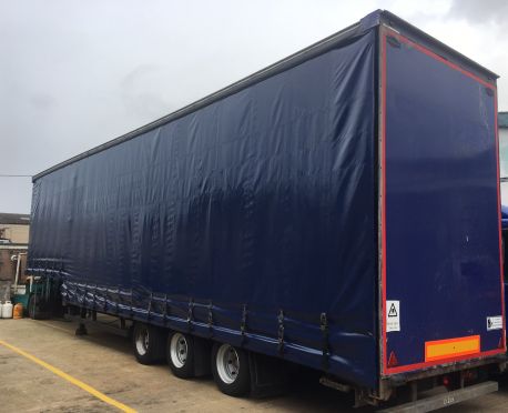 2004 DON BUR DOUBLE DECK STEPFRAME CURTAINSIDER