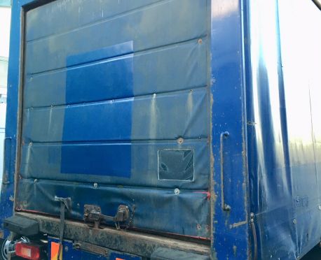 2005 VOLVO FL6 CURTAINSIDER