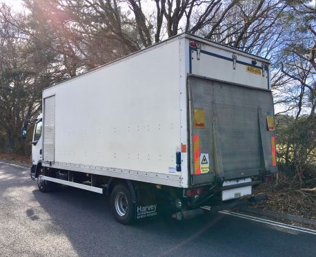 2006 DAF LF 45.180 12 TON BOX