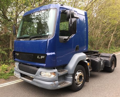 2006 DAF URBAN TRACTOR UNIT