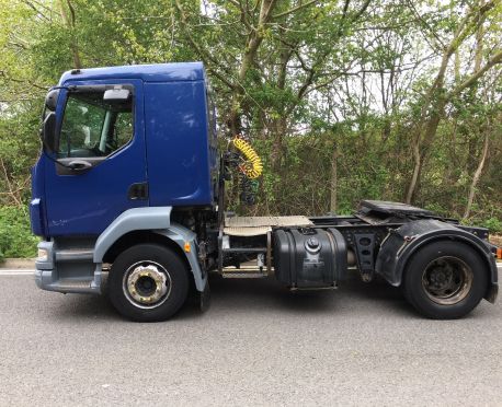 2006 DAF URBAN TRACTOR UNIT