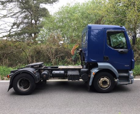 2006 DAF URBAN TRACTOR UNIT