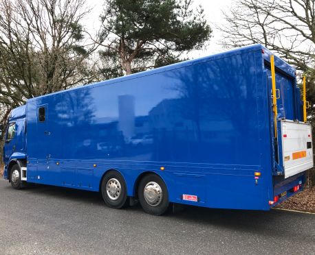 2009 RENAULT PREMIUM 6X2 RACE SUPPORT VEHICLE (Ref:D775)