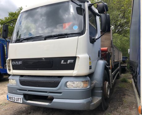 2003 DAF LF55.220 18T Caged dropside with Palfinger Crane